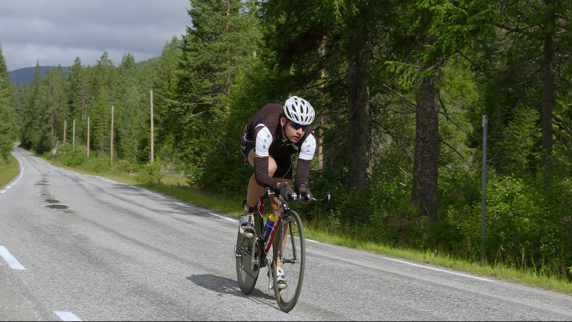 全国田径锦标赛女子铅球决赛 河南名将一掷超线再夺金牌，女子铅球全运会